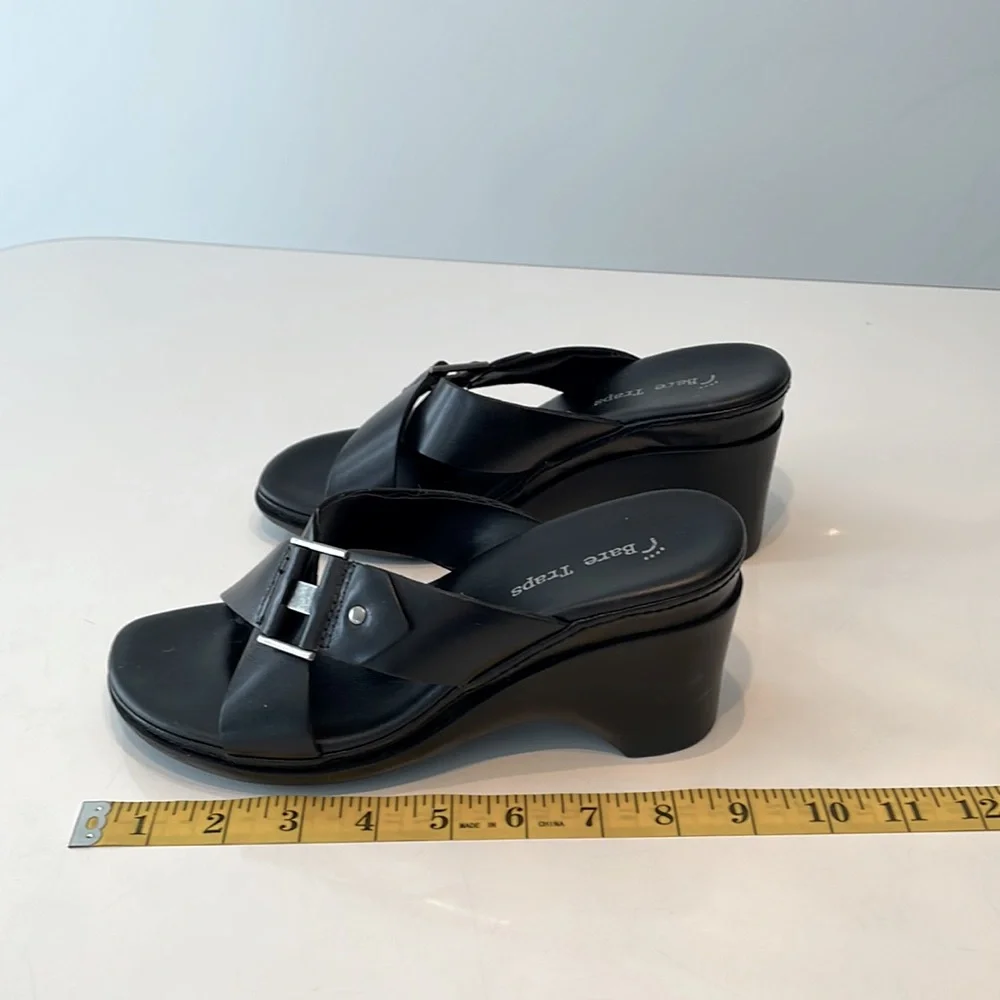 Bare Traps Ladies Wedge sandal, size 7M - Picture 8 of 10
